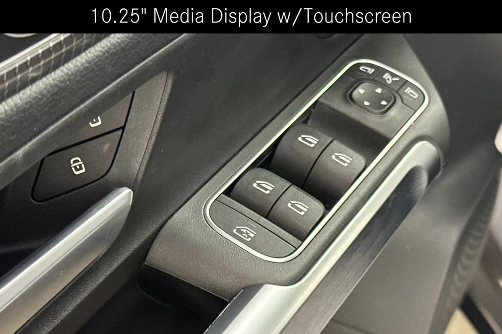 Certified 2022 Mercedes-Benz GLB 250 4MATIC image 16