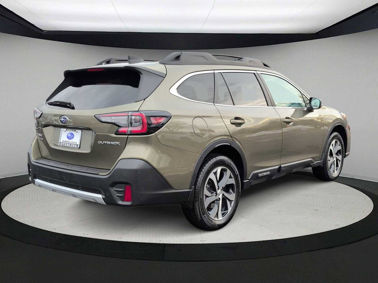 Certified 2022 Subaru Outback Limited image 8