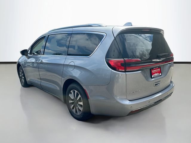 Used 2021 Chrysler Pacifica Touring-L FWD image 8