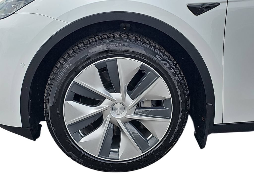 Used 2022 Tesla Model Y Long Range AWD/4WD image 31