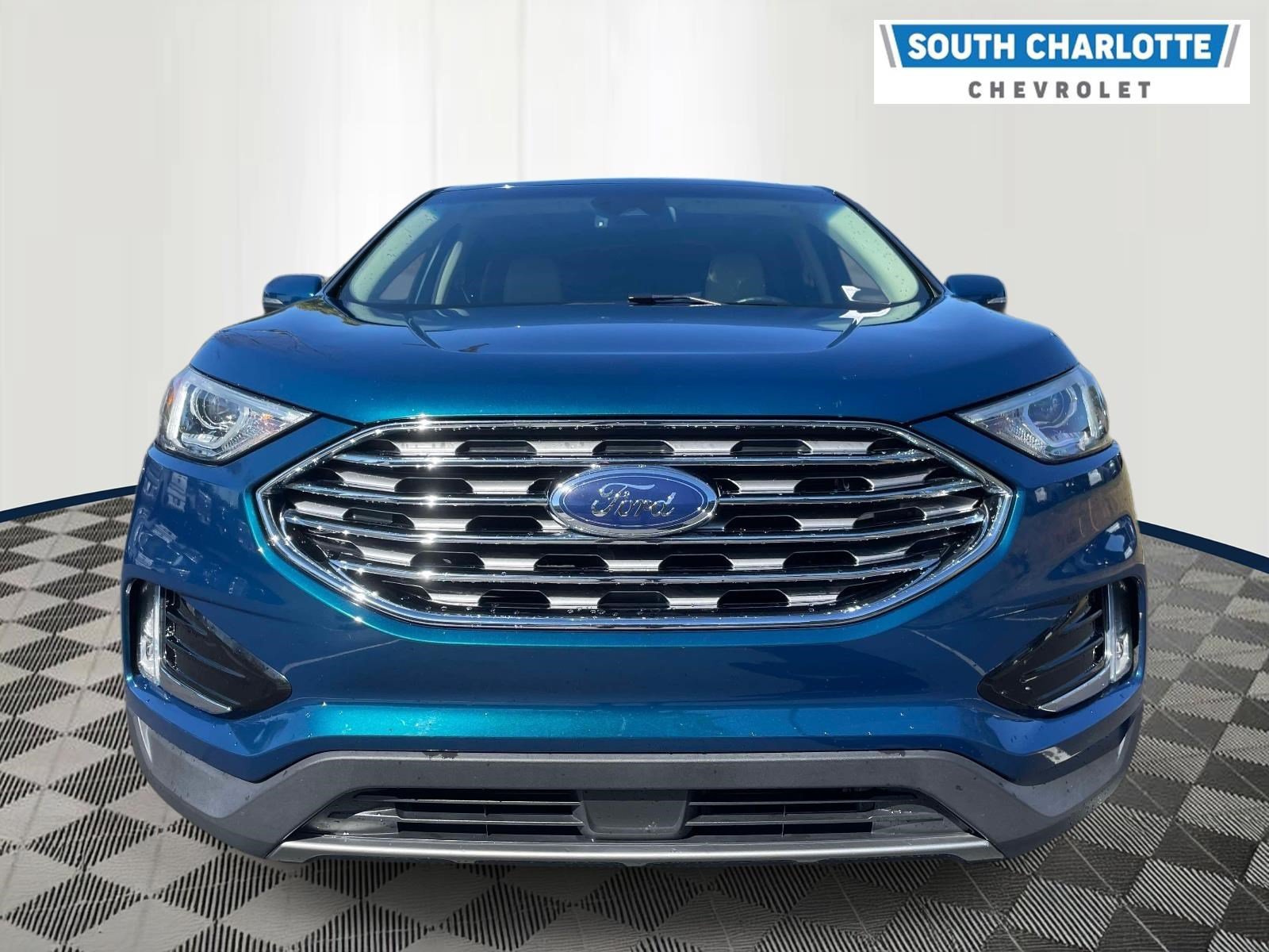 Used 2020 Ford Edge SEL w/ Convenience Package AWD/4WD image 2
