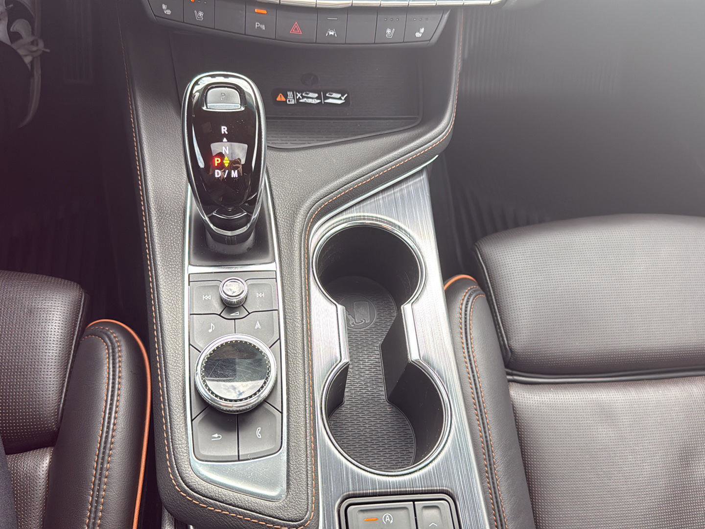 Used 2020 Cadillac CT4 V w/ Climate Package image 19