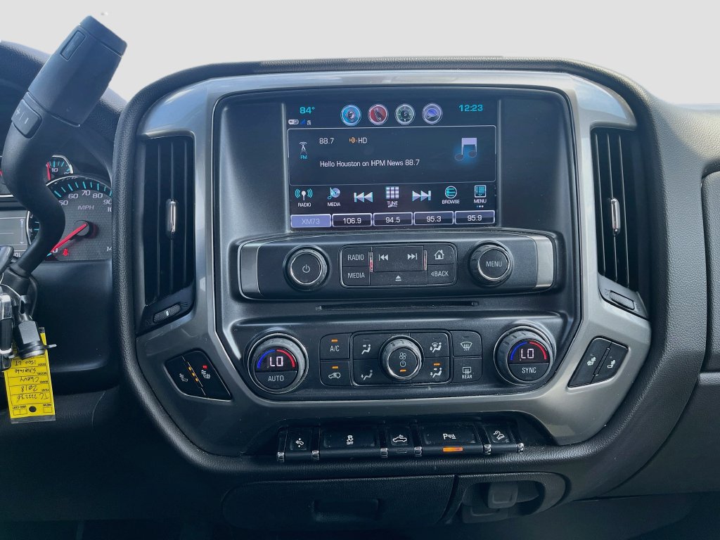 Used 2018 Chevrolet Silverado 1500 LT w/ All Star Edition AWD/4WD image 19