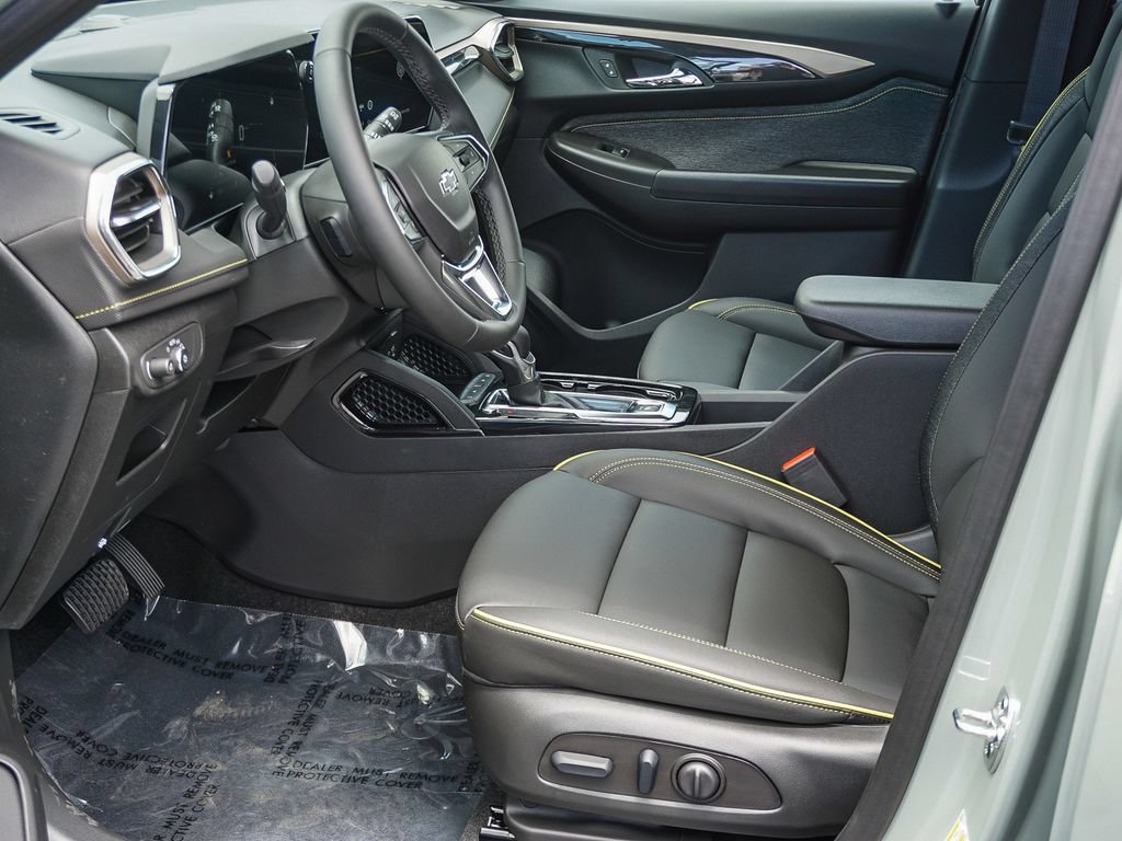New 2026 Chevrolet TrailBlazer ACTIV w/ Driver Confidence Package FWD image 17