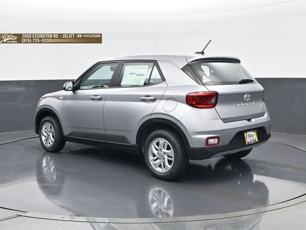 New 2026 Hyundai Venue SE FWD image 7