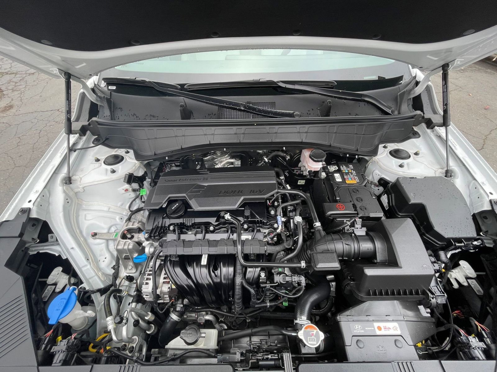 Used 2025 Hyundai Kona SEL image 32