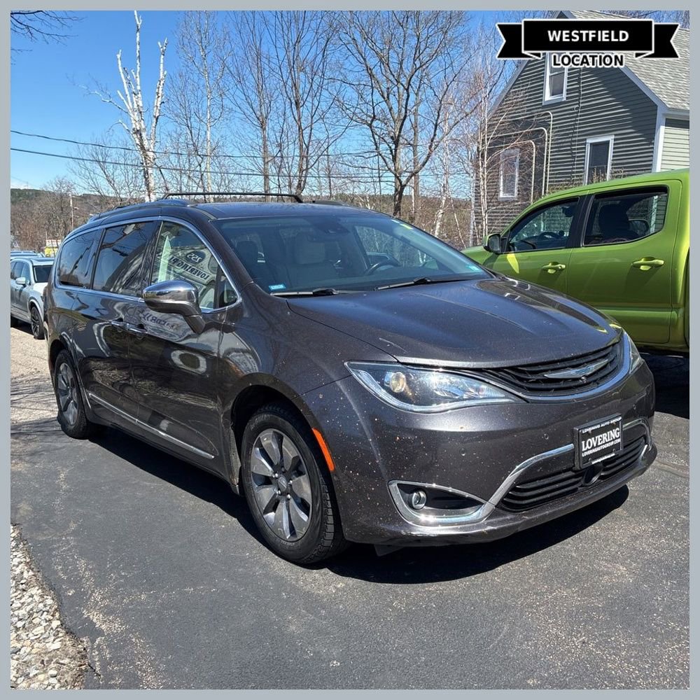 Used 2018 Chrysler Pacifica Limited w/ Advanced Safetytec Group FWD image 1