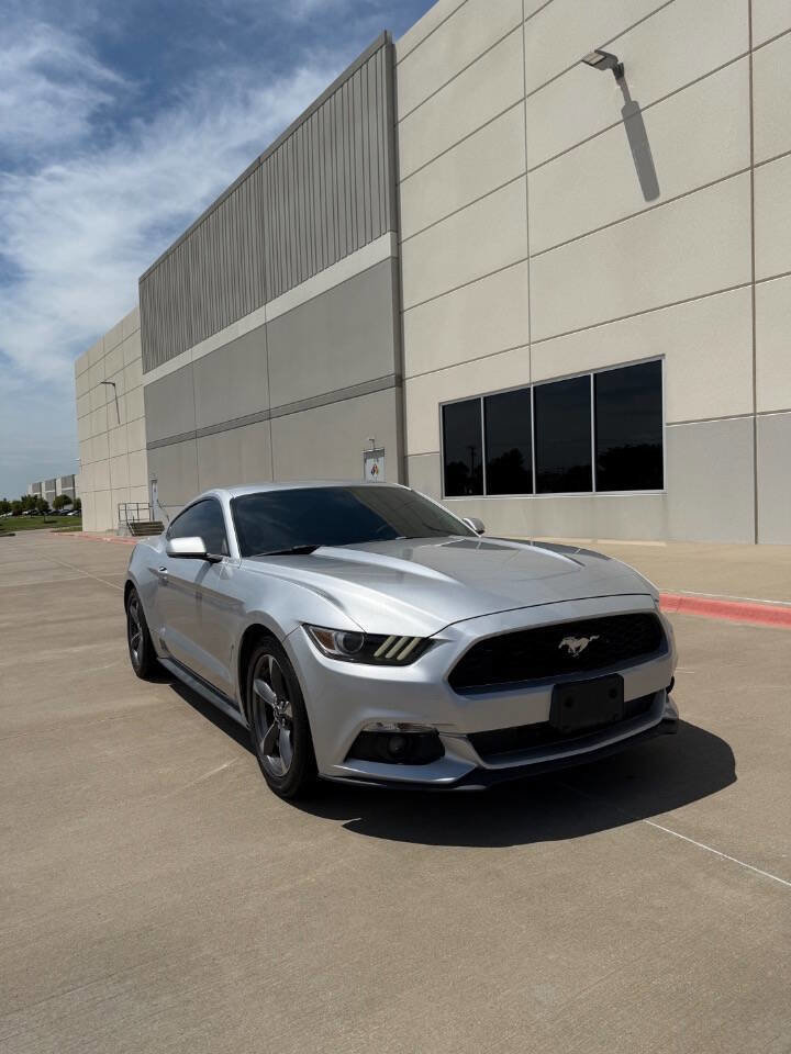 Used 2015 Ford Mustang Coupe w/ Equipment Group 051A image 1