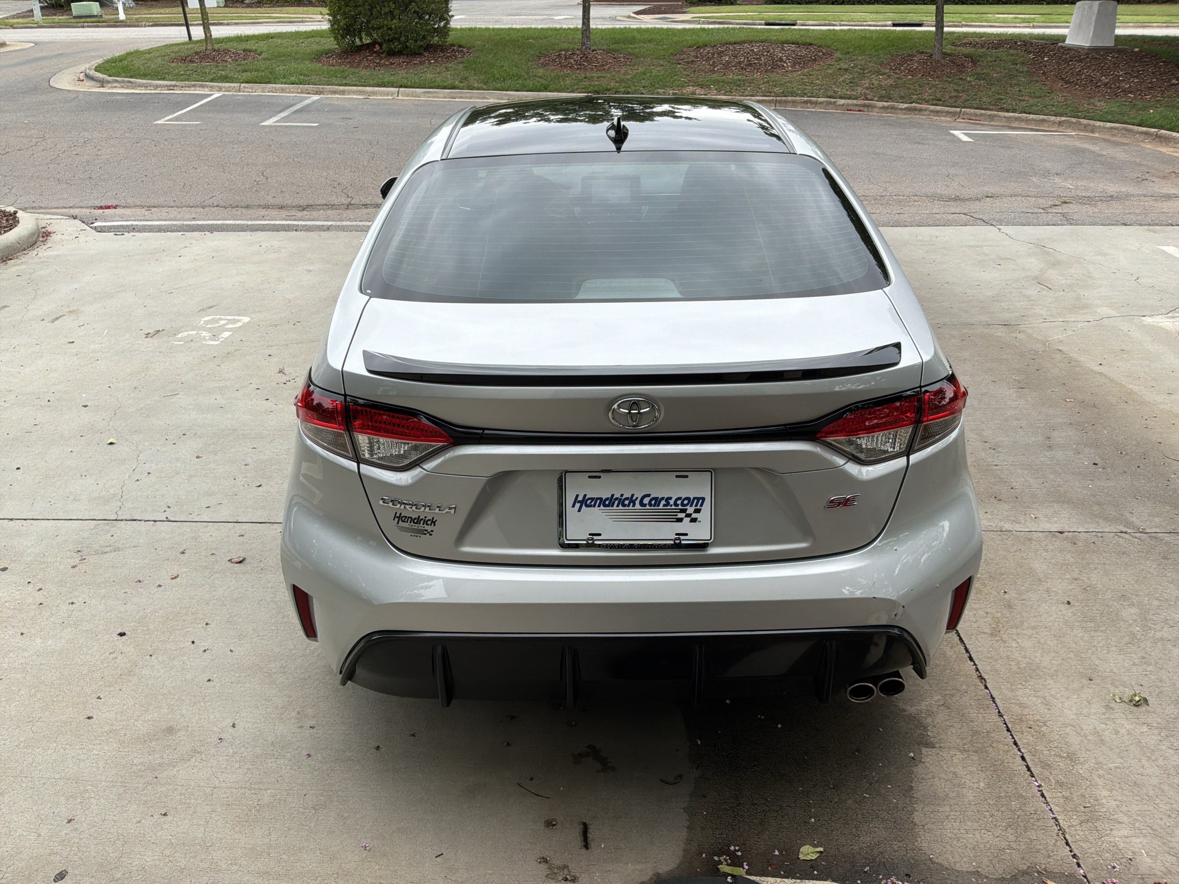 Used 2023 Toyota Corolla SE FWD image 9