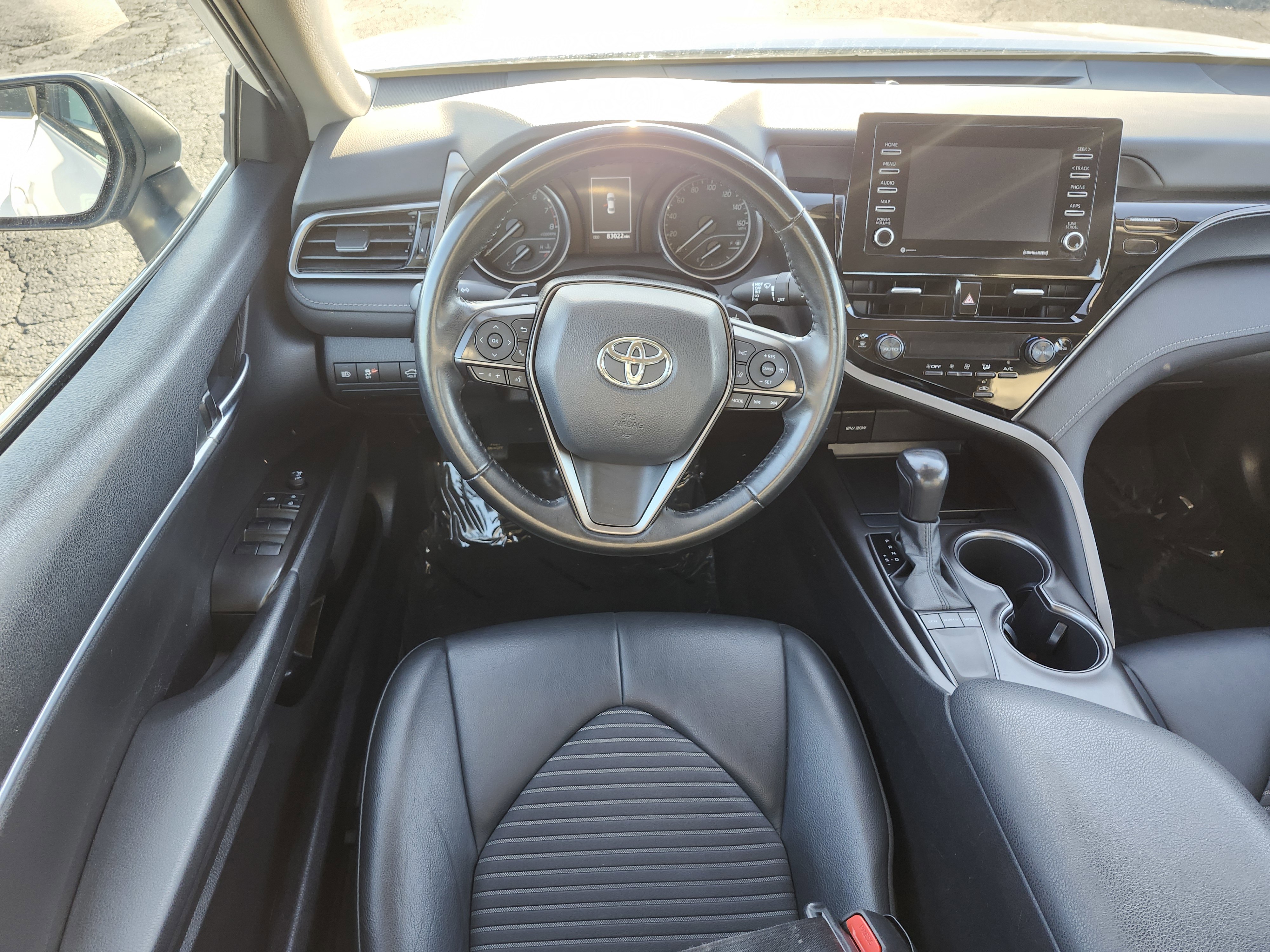 Used 2022 Toyota Camry SE image 26