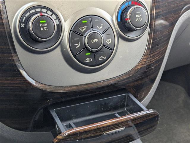 Used 2011 Hyundai Santa Fe GLS image 11