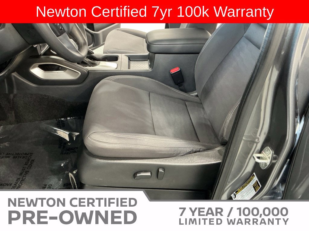Used 2022 Nissan Frontier SV AWD/4WD image 15