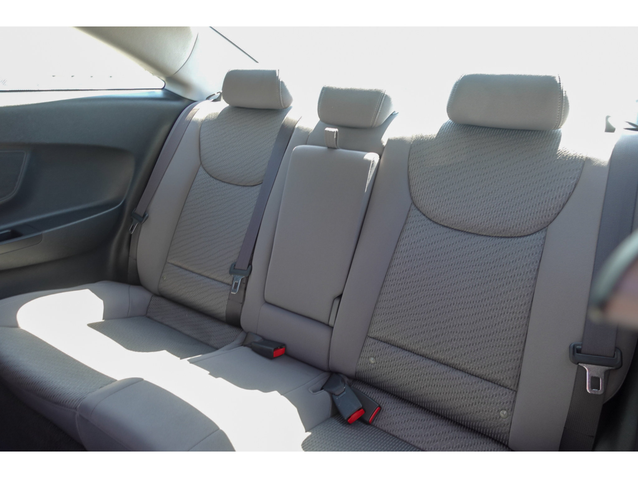 Used 2013 Hyundai Elantra FWD image 11