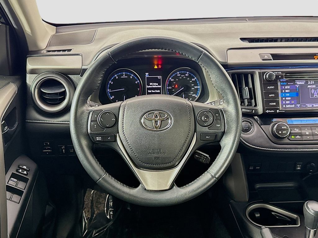 Used 2018 Toyota RAV4 XLE image 27