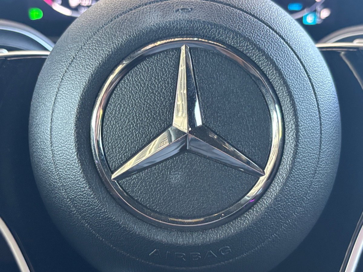 Used 2025 Mercedes-Benz GLS 450 4MATIC image 12