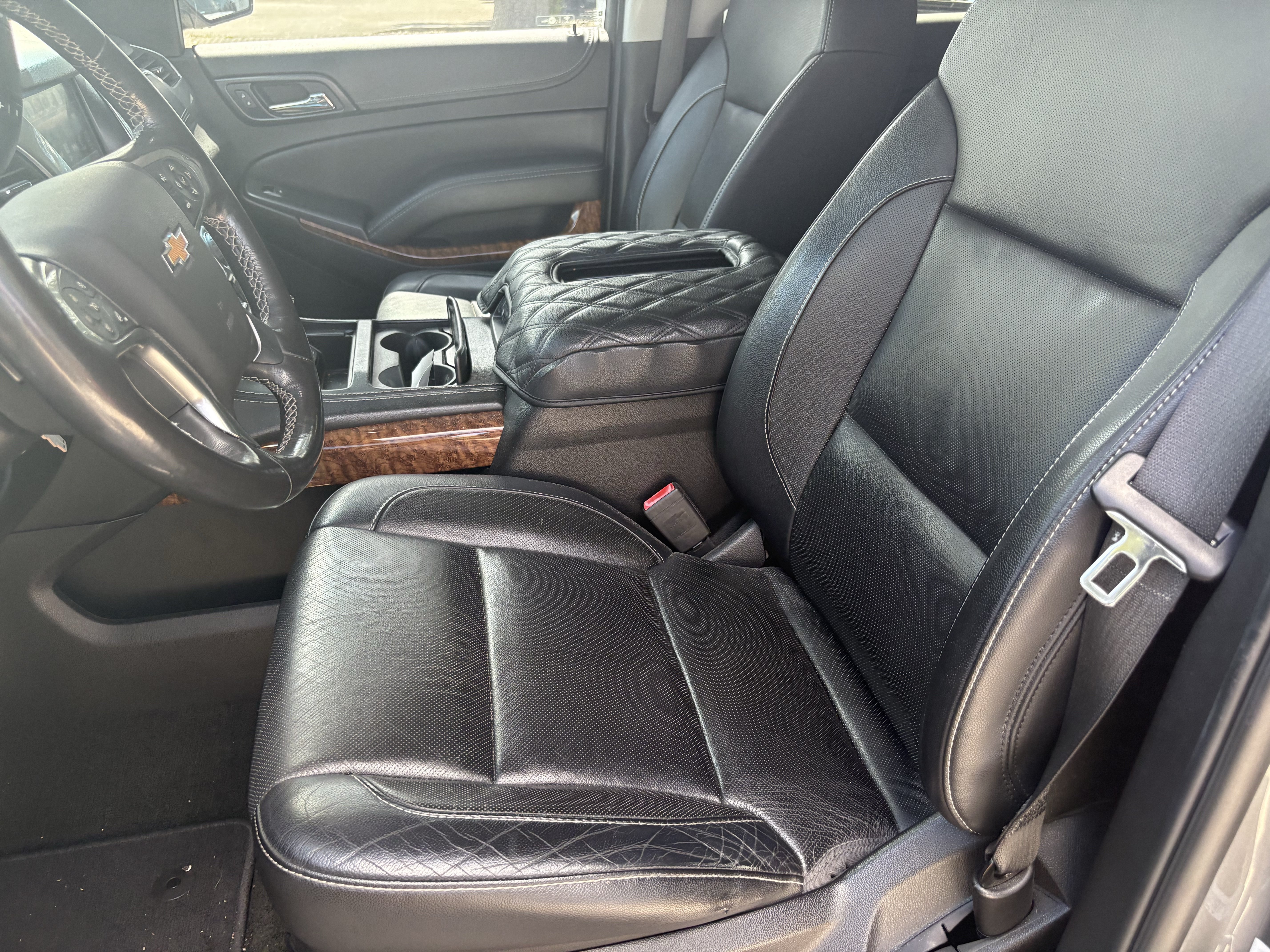Used 2018 Chevrolet Tahoe Premier AWD/4WD image 10