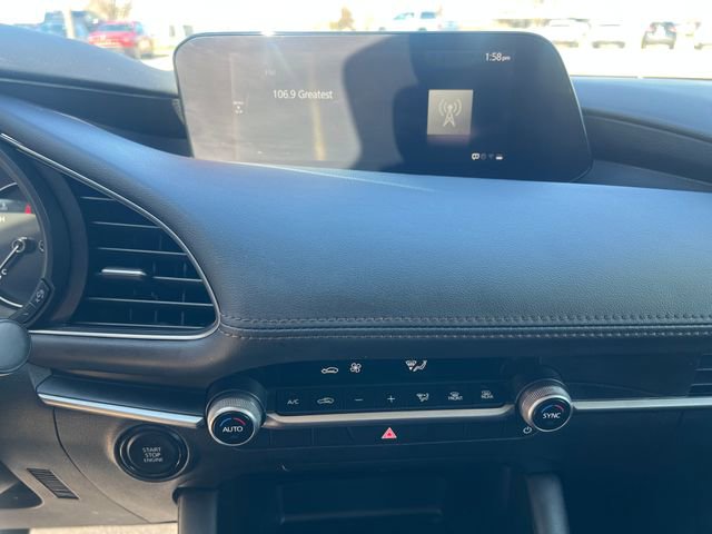 Used 2024 MAZDA MAZDA3 s image 17