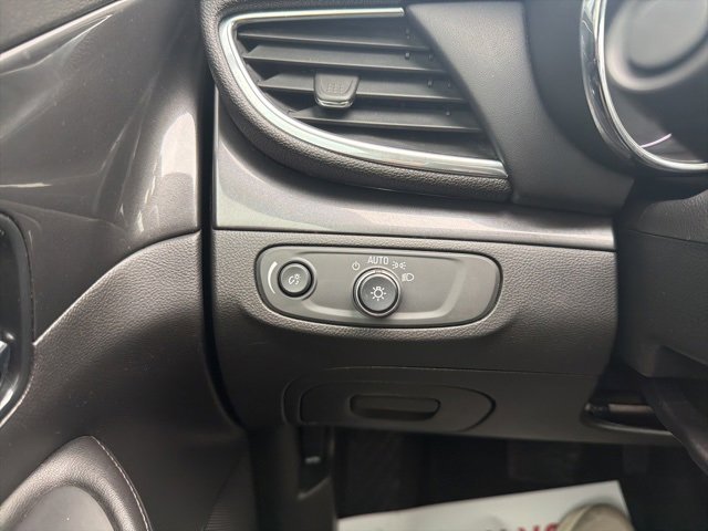 Used 2018 Buick Encore Preferred image 26