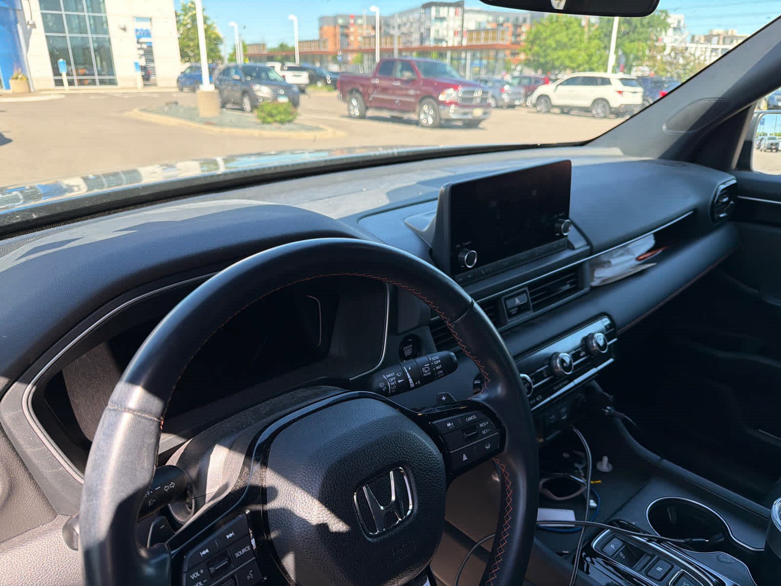 Used 2023 Honda Pilot Sport image 8