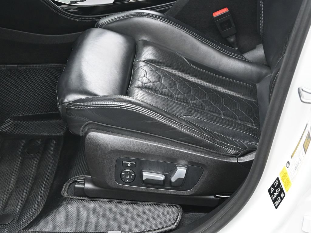 Used 2020 BMW X3 M w/ Executive Package image 12
