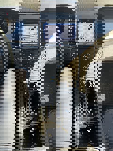 Used 2016 Ford Taurus SEL w/ Equipment Group 201A image 22