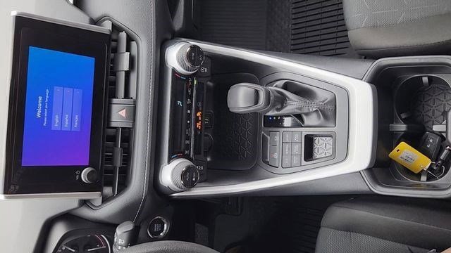 Certified 2025 Toyota RAV4 XLE AWD/4WD image 14