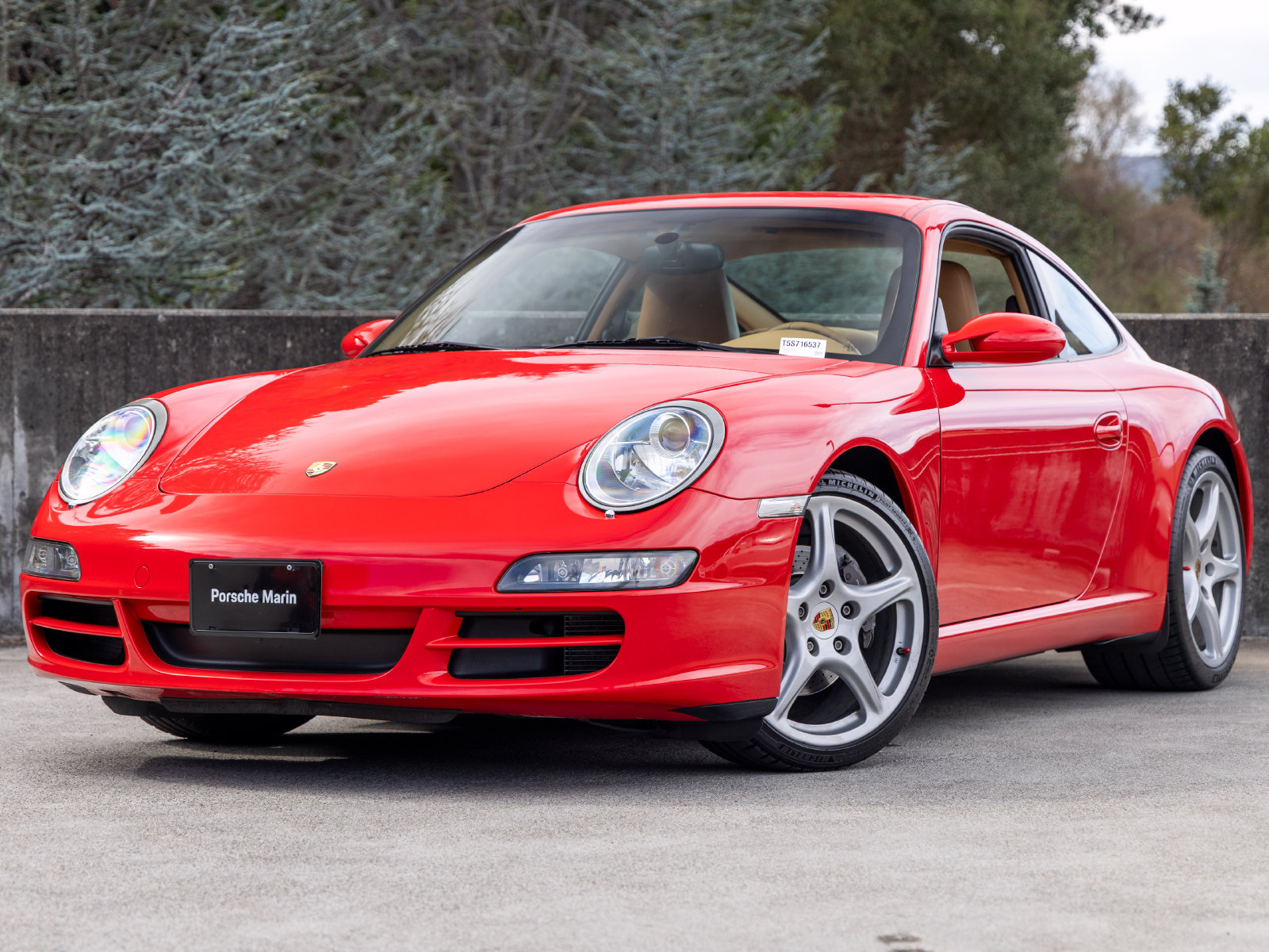 Used 2005 Porsche 911 Carrera RWD image 1