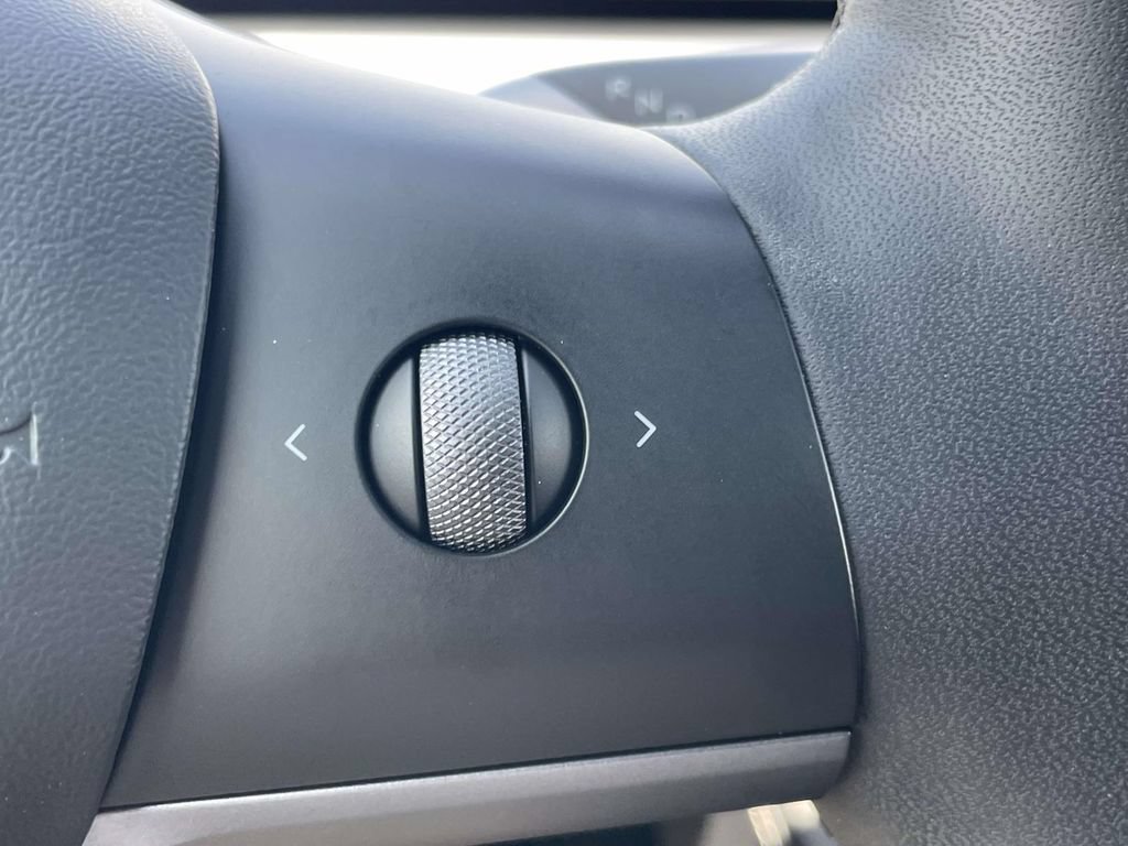 Used 2021 Tesla Model Y Performance AWD/4WD image 21