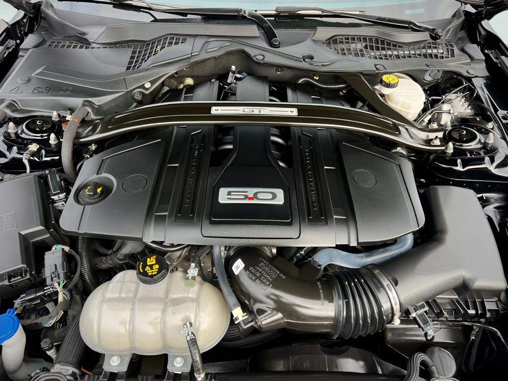 Used 2021 Ford Mustang GT Premium w/ Carbon Sport Interior Package image 33