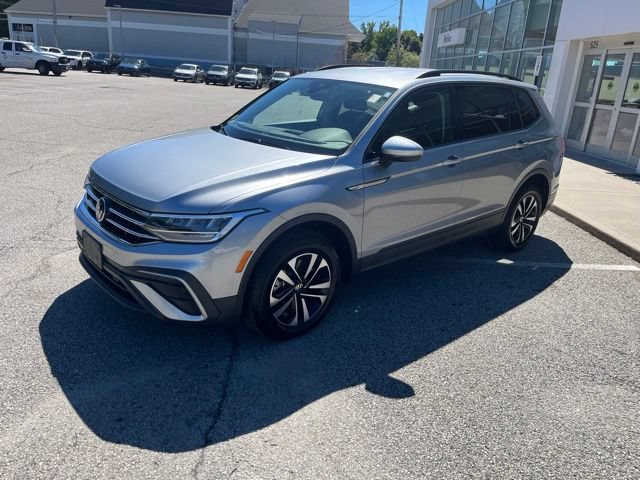 Used 2024 Volkswagen Tiguan S AWD/4WD image 6