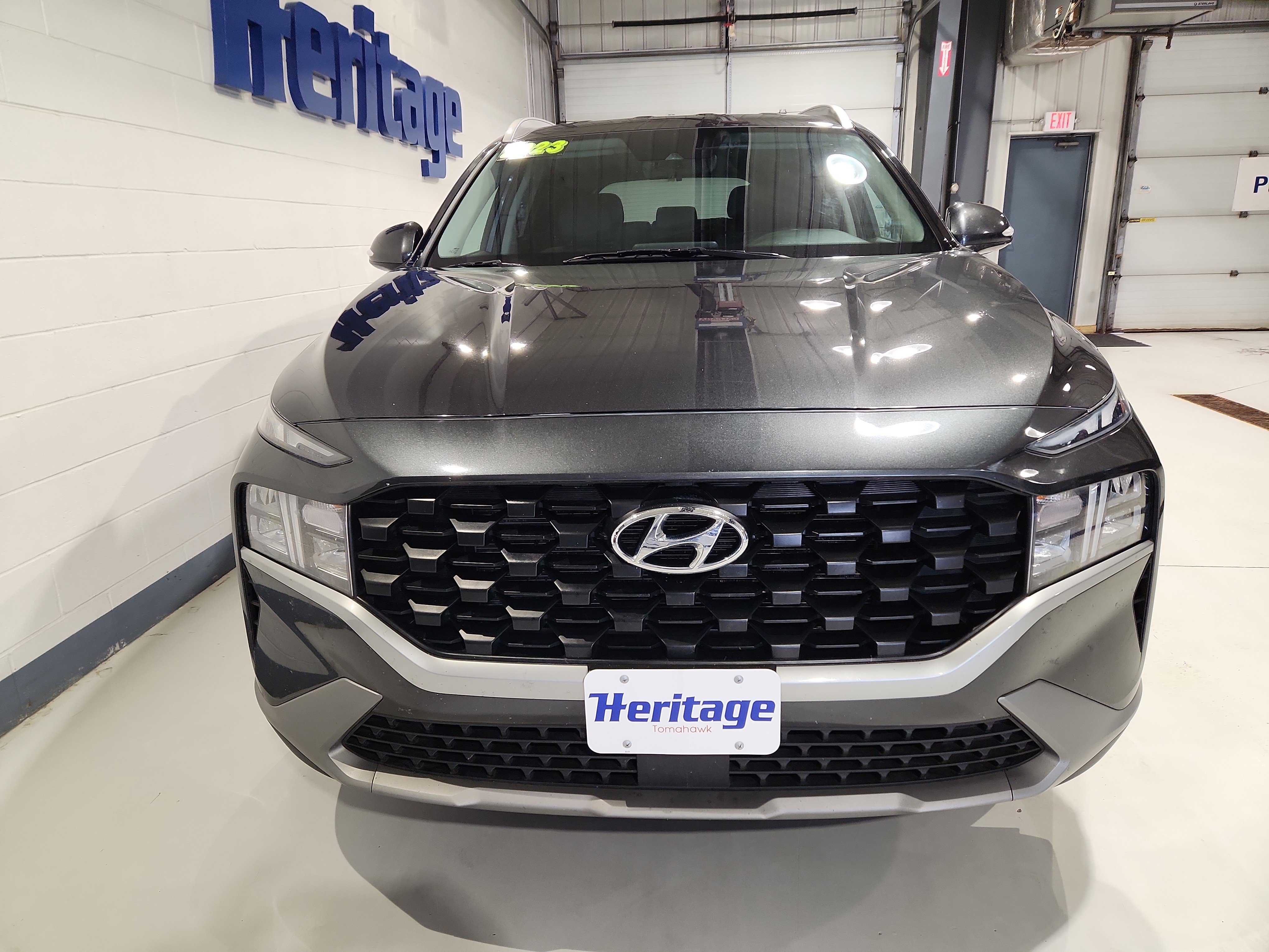 Used 2023 Hyundai Santa Fe SEL image 3