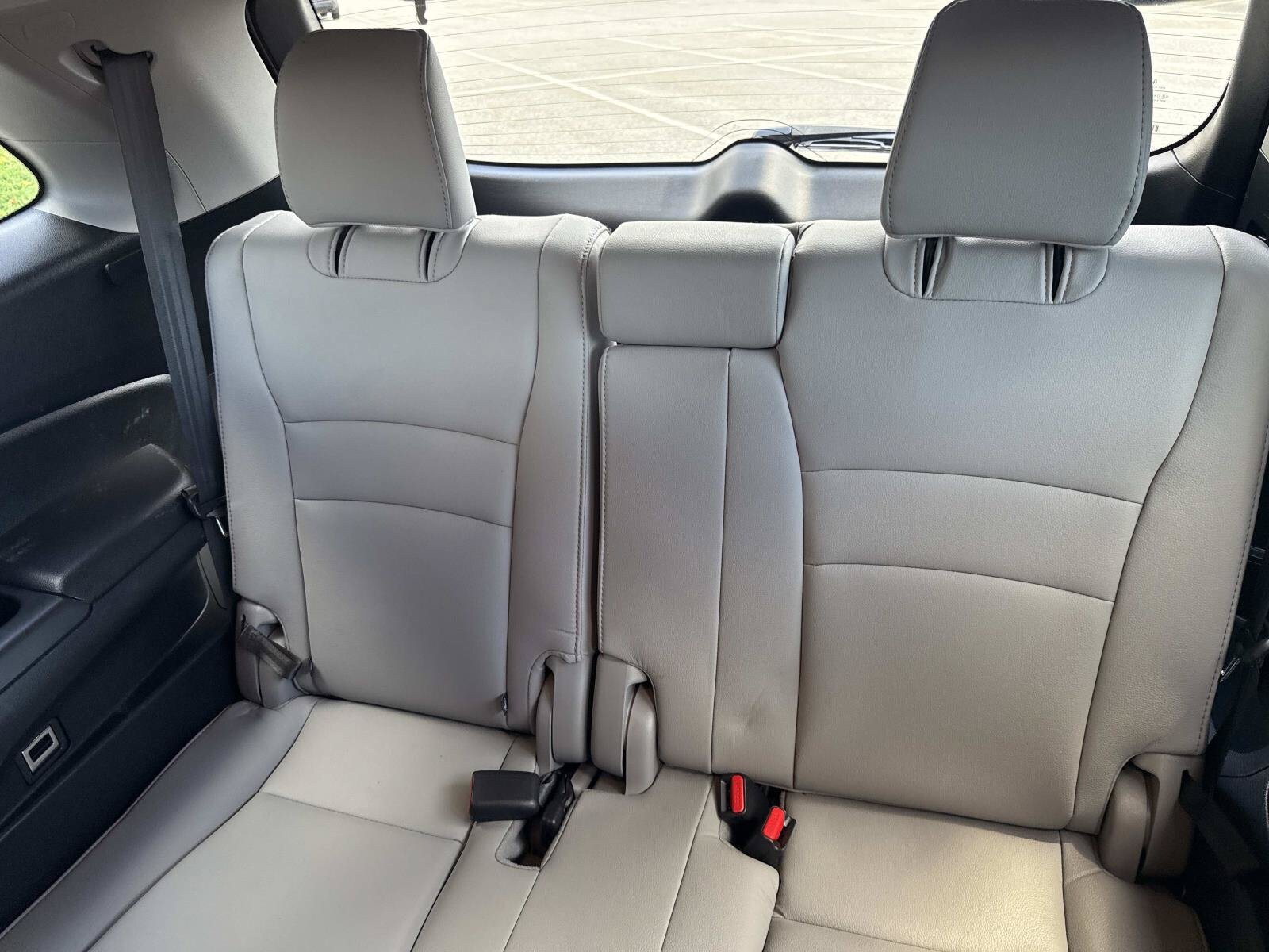 Used 2021 Honda Pilot Special Edition image 16