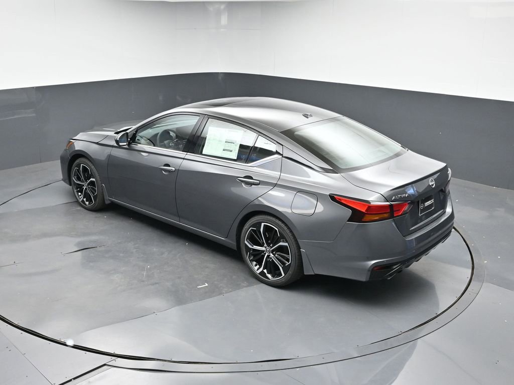 New 2025 Nissan Altima 2.5 SR image 37