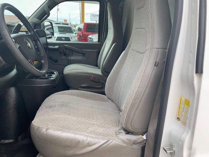 Used 2016 Chevrolet Express 2500 image 9