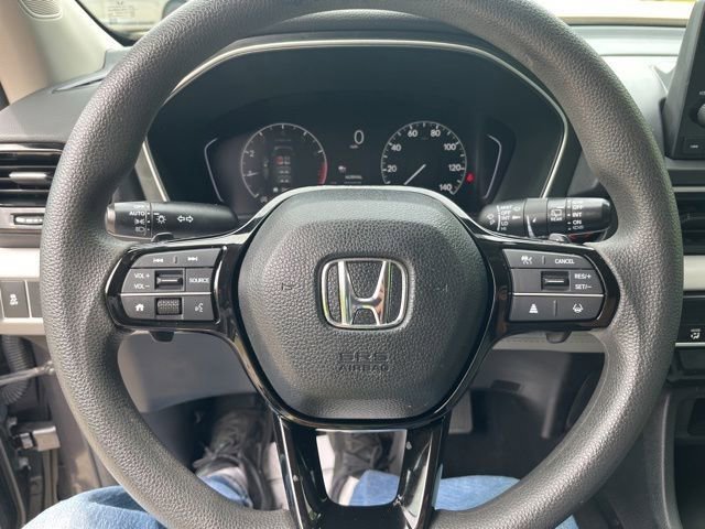 Used 2023 Honda Pilot LX image 26