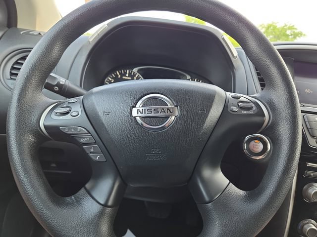 Used 2020 Nissan Pathfinder S FWD image 15