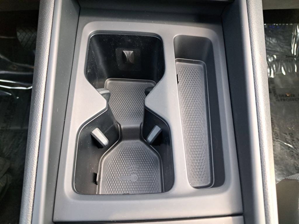 New 2025 Volkswagen Tiguan SE FWD image 23