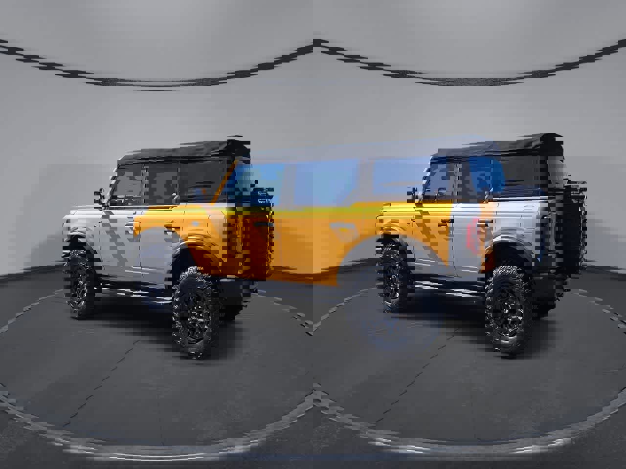 Used 2022 Ford Bronco Wildtrak image 6