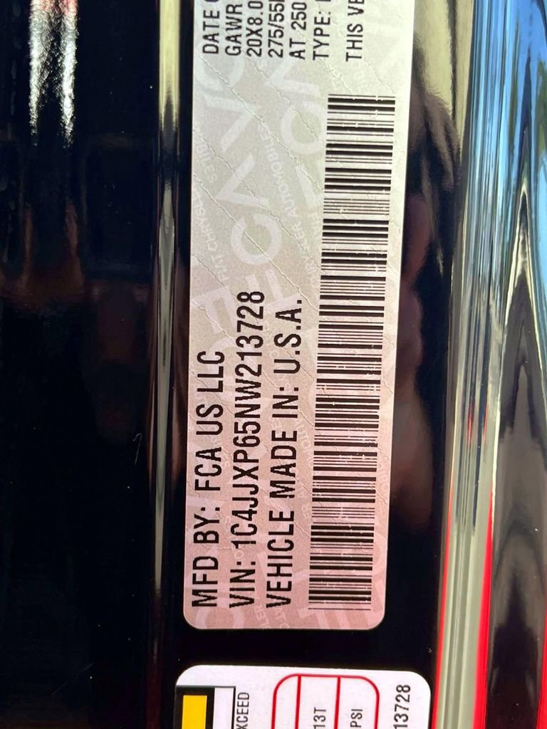 Certified 2022 Jeep Wrangler Unlimited Sahara image 17