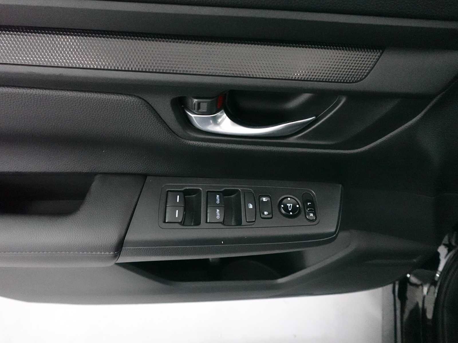 Used 2023 Honda CR-V EX image 11
