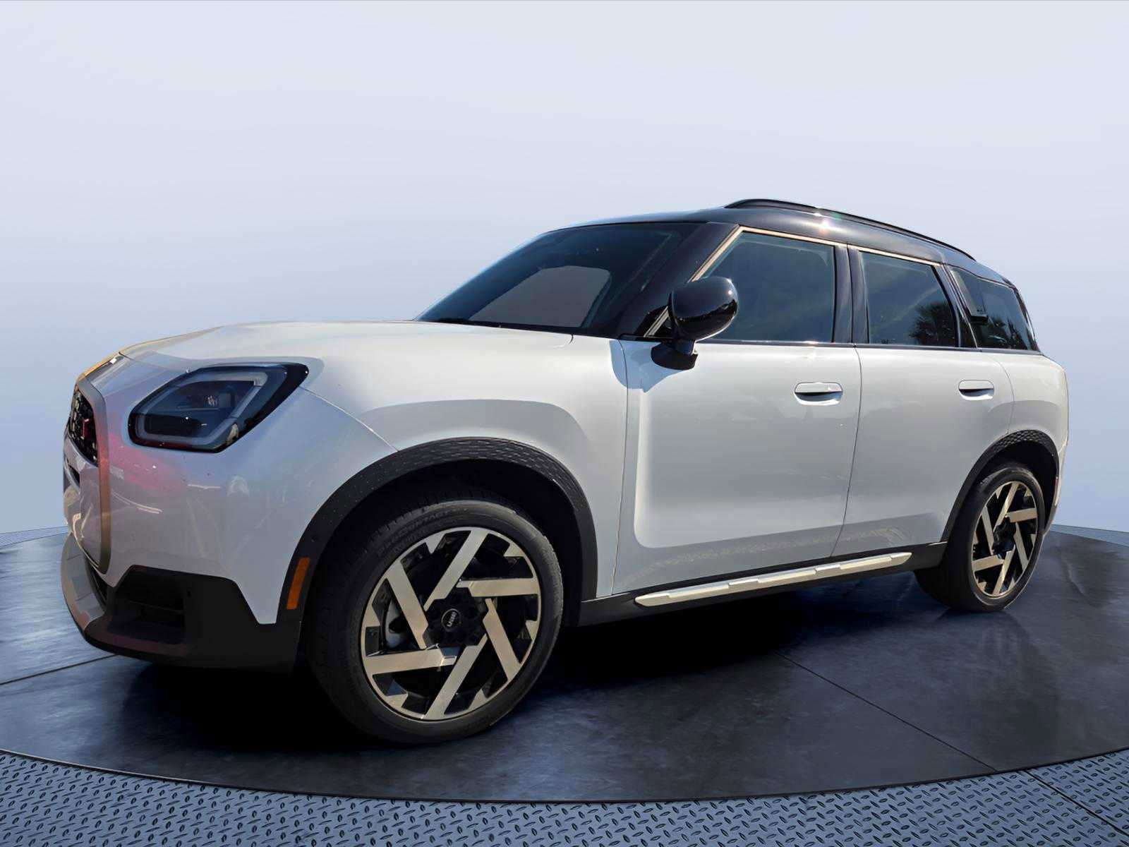 Certified 2025 MINI Cooper Countryman S image 3