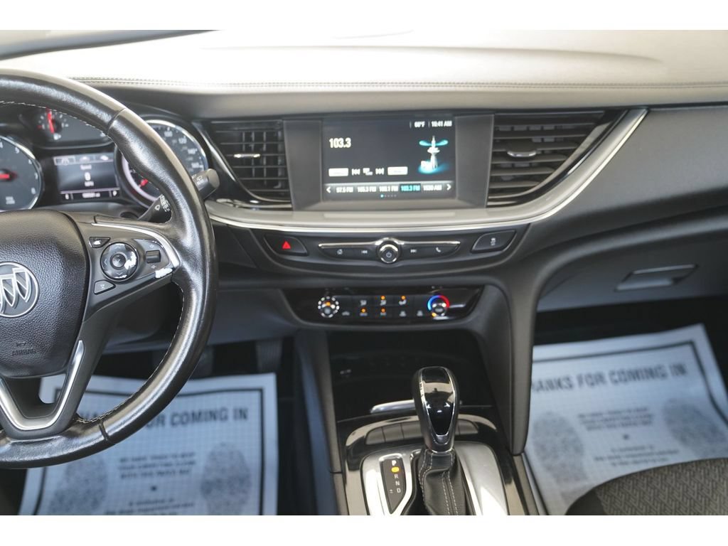 Used 2018 Buick Regal Preferred AWD/4WD image 16
