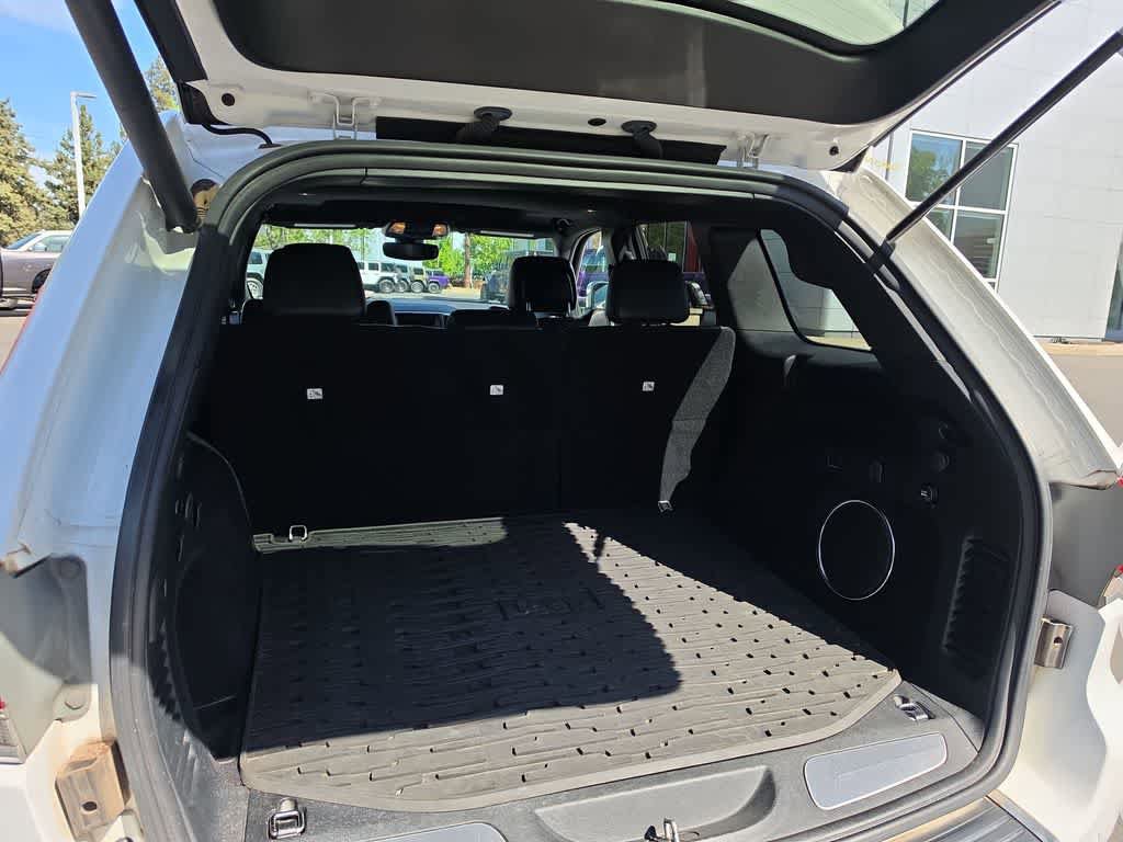Used 2017 Jeep Grand Cherokee Limited w/ Trailer Tow Group IV AWD/4WD image 23
