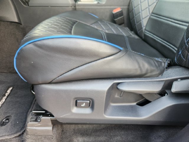 Used 2025 Toyota Tacoma SR5 RWD image 22