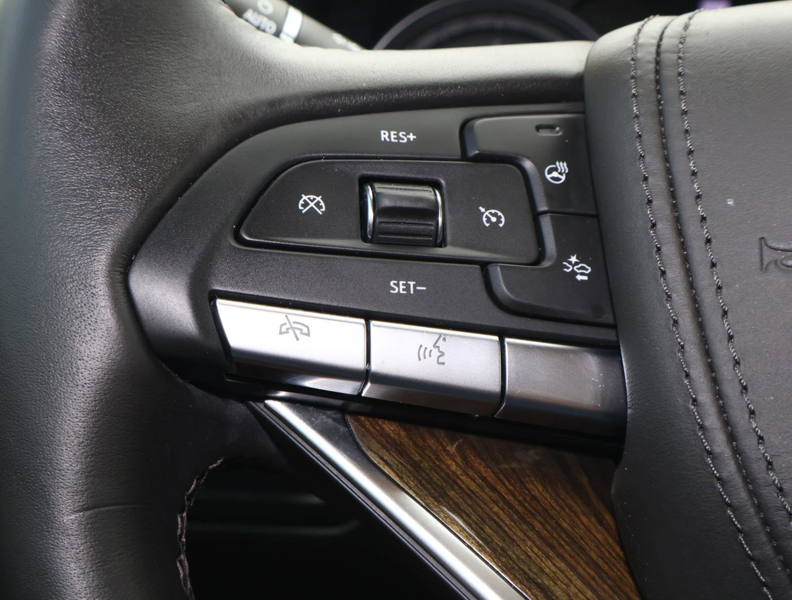 Used 2022 Cadillac XT6 Premium Luxury w/ Platinum Package image 30