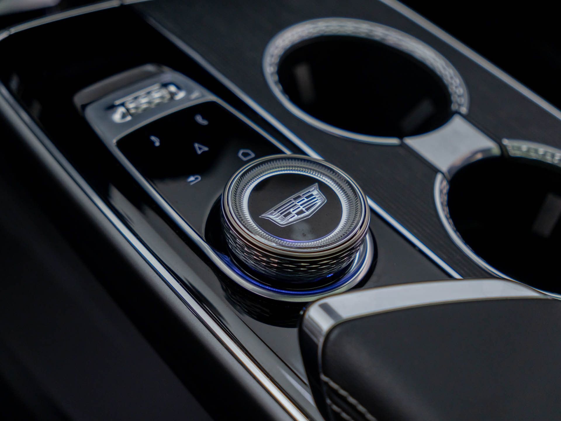 Certified 2024 Cadillac Lyriq Luxury w/ LPO, Floor Liner Package image 23