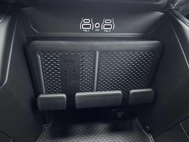 New 2026 RAM 1500 4x4 Crew Cab image 13