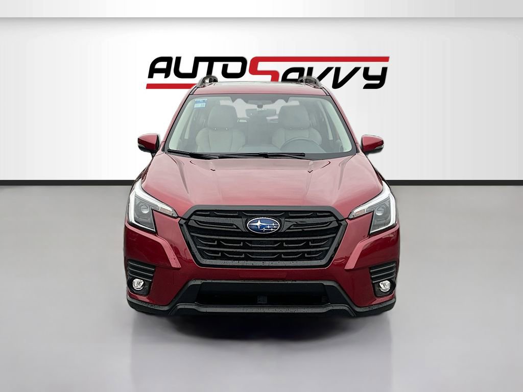 Used 2024 Subaru Forester Limited image 2