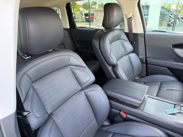 New 2026 Lincoln Nautilus Reserve AWD/4WD image 19
