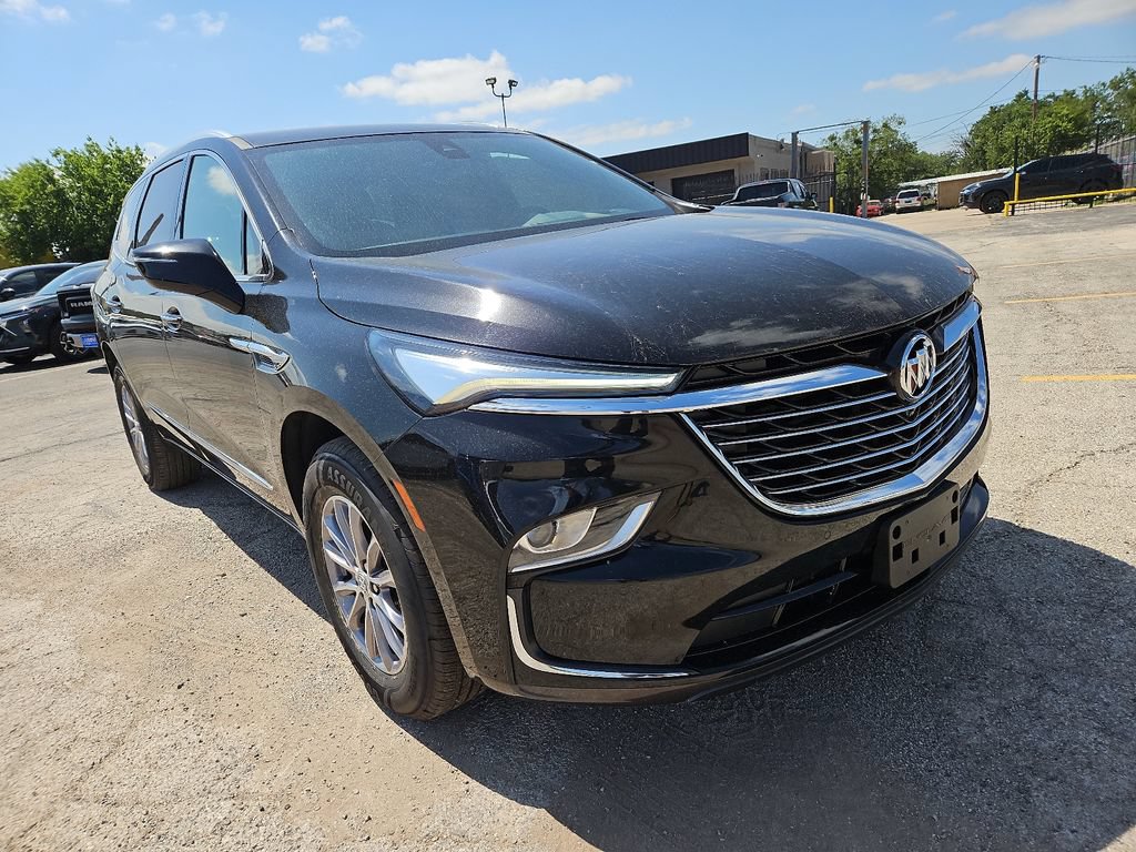 Used 2024 Buick Enclave Premium FWD image 2